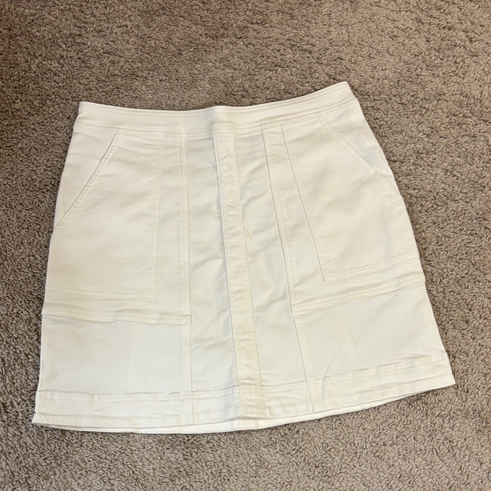 CAbi White Cotton Skirt with Front Pockets